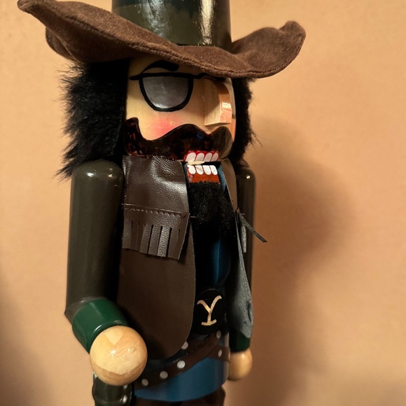 Yellowstone Montana Custom Cowboy Rip Ranch Hand Christmas Nutcracker - Picture 4 of 5